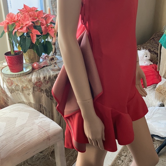 Ladies dress - Picture 3 of 5